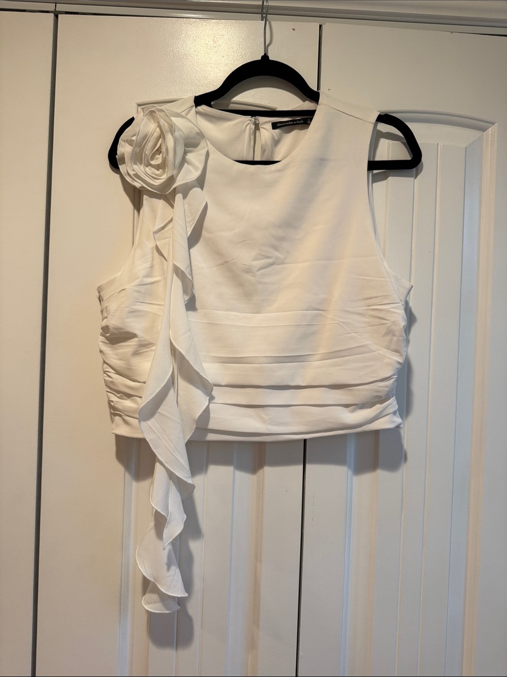 Abercrombie & Fitch White Sleeveless Ruffle Rose Crop Top and skirt